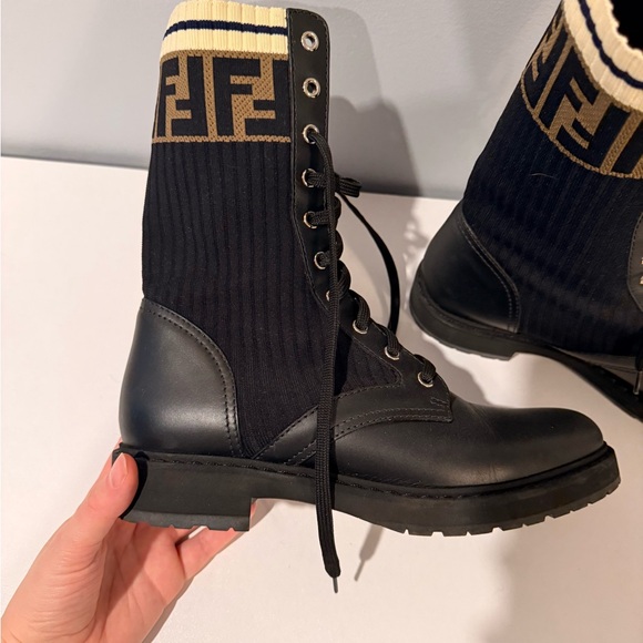 Fendi Rockoko Boots size 39 - Picture 3 of 10